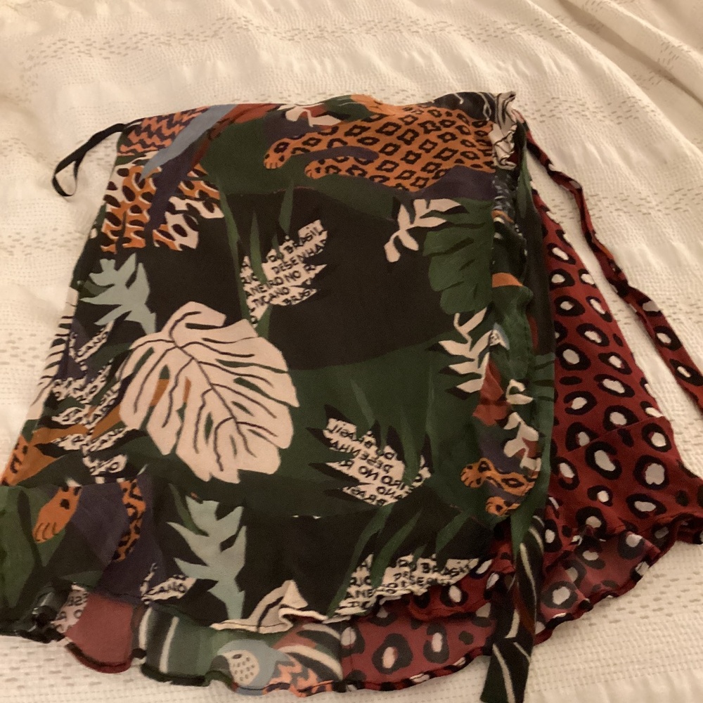 Farm Rio Wrap Skirt M